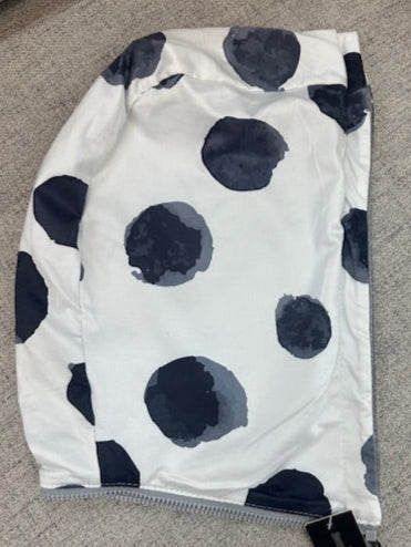 Dots Hood
