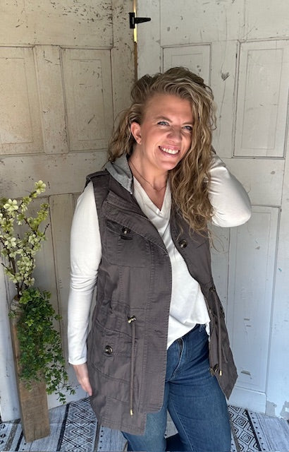 Sweet Stitches Cargo Vest Sterling Gray
