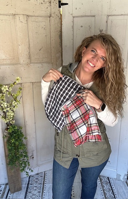 Sweet Stitches Cargo Vest Olive